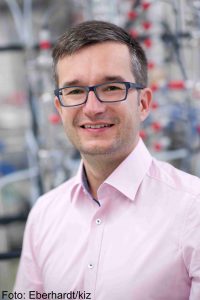 Prof. Dr.-Ing. Robert Güttel