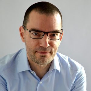 Dr. Oliver Geden