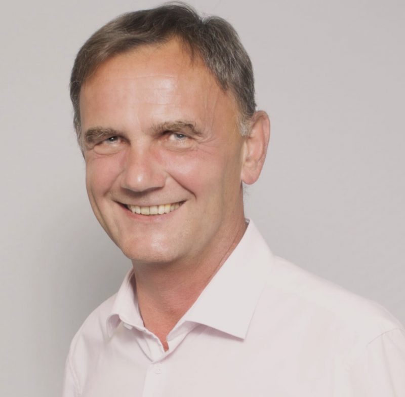 Dr. Roland Geres